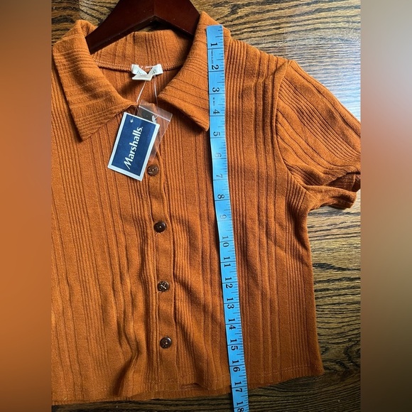 Bozzolo womwns collared crop top Size M brown/rust NWT - Picture 5 of 5